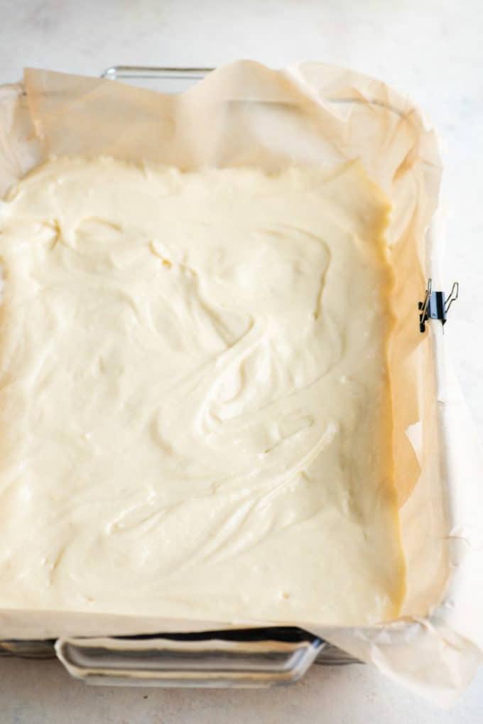 Ricetta Torta Umida al Caffè 11 Carta forno che fodera una teglia