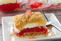 No-Bake Rhubarb Delight