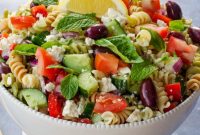 Potluck-Perfect Healthy Greek Pasta Salad
