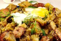 Hearty Ukrainian Breakfast Hash