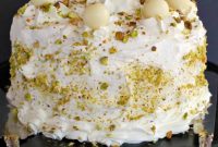 Divine White Chocolate Pistachio Pudding Cake