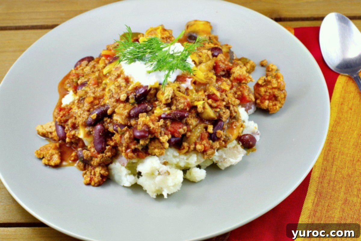 Simple Pork & Beef Chili Recipe - foodmeanderings.com