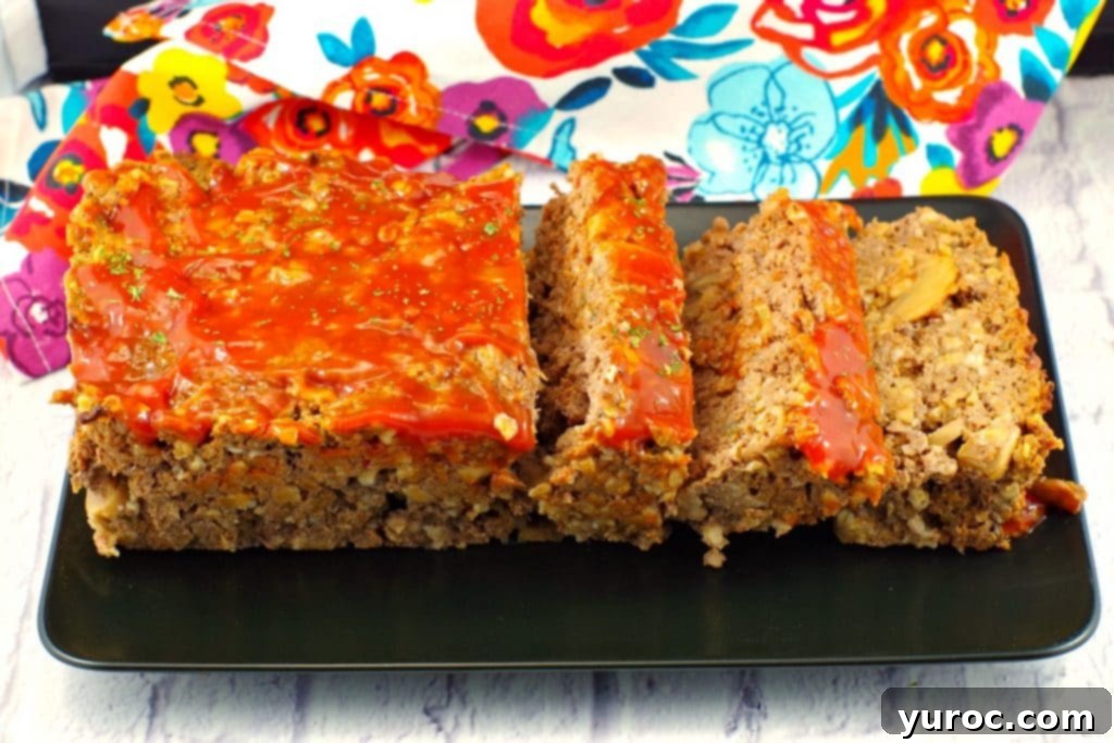 Old fashioned Dairy-free Meatloaf | #dairyfree #meatloaf - Foodmeanderings.com