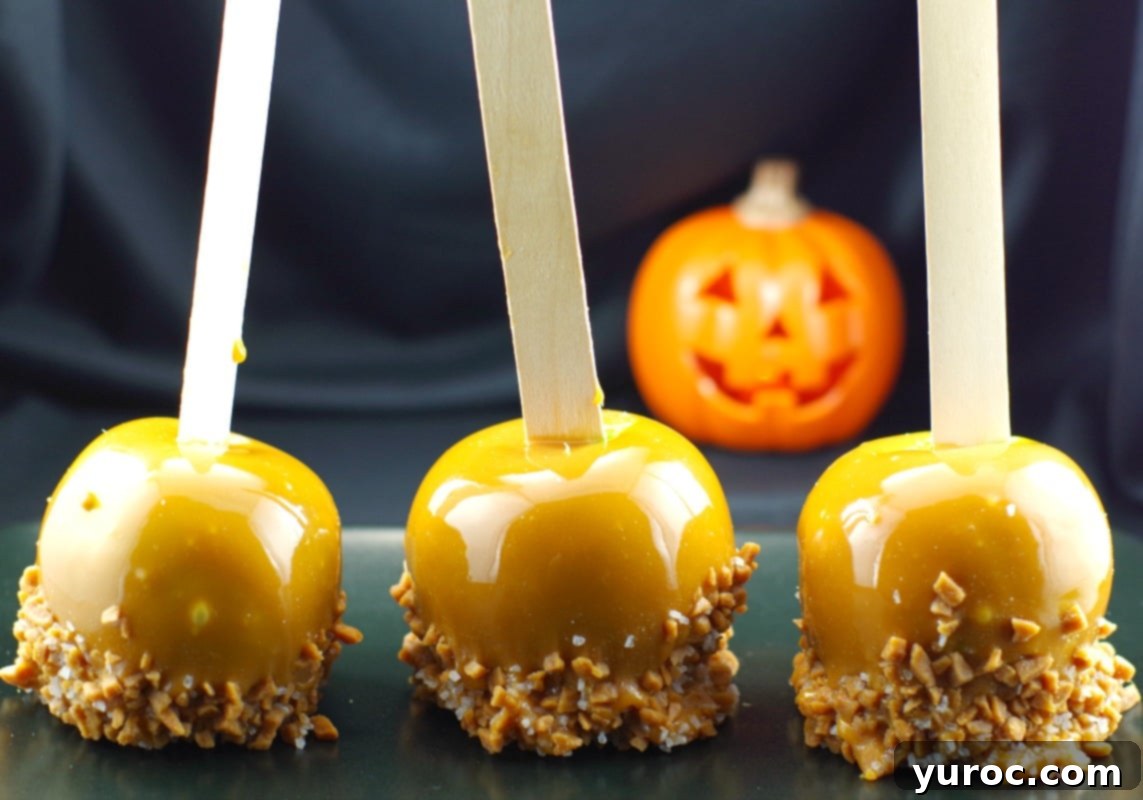 Salted Toffee Caramel Apples | #caramelapples - Foodmdeanderings.com