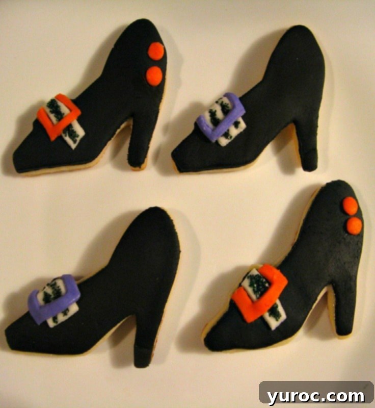 4 Halloween witch shoe cookies